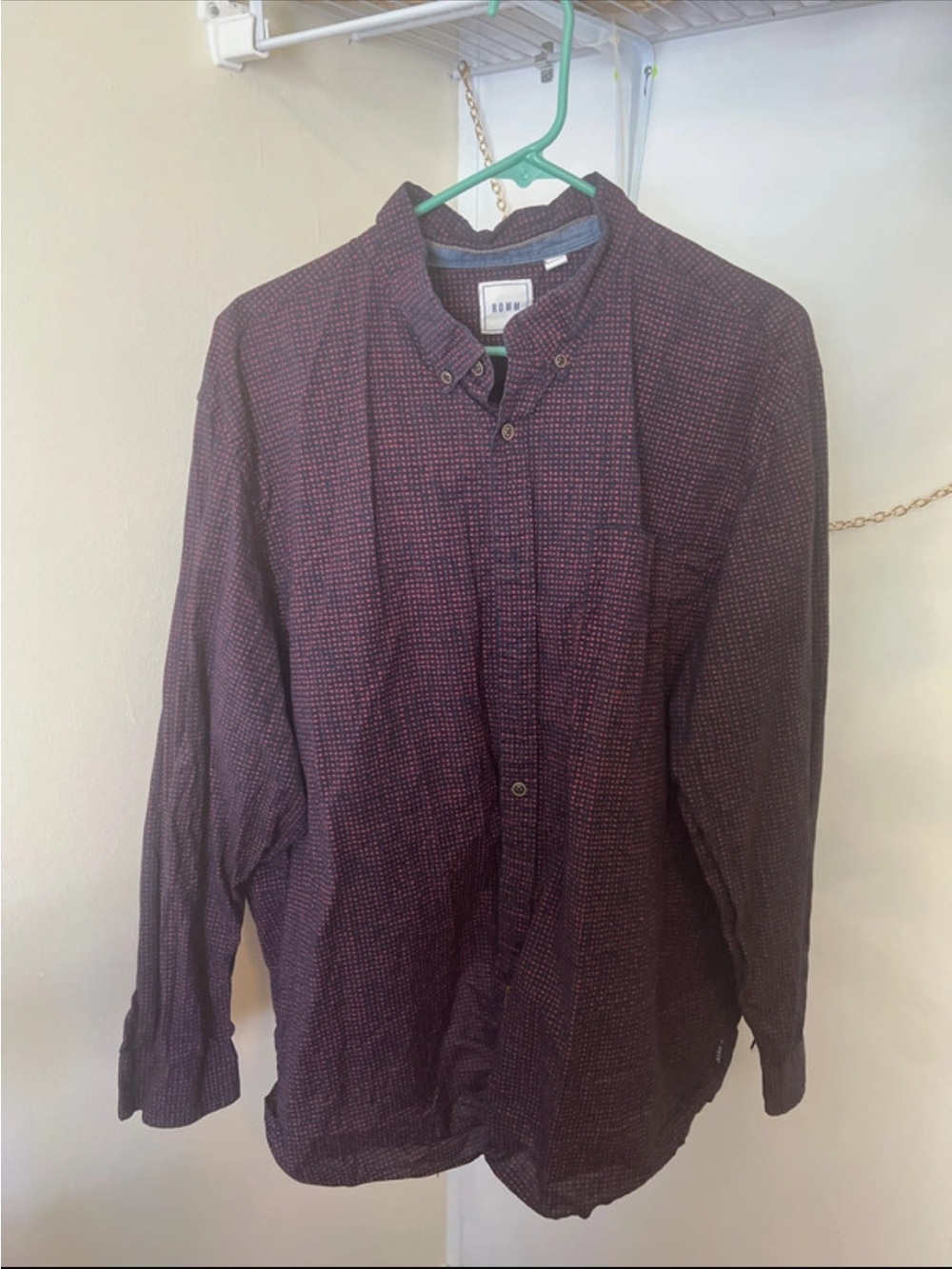 Men's Long-Sleeve Button-Up Shirt in Burgundy Micro-Check
